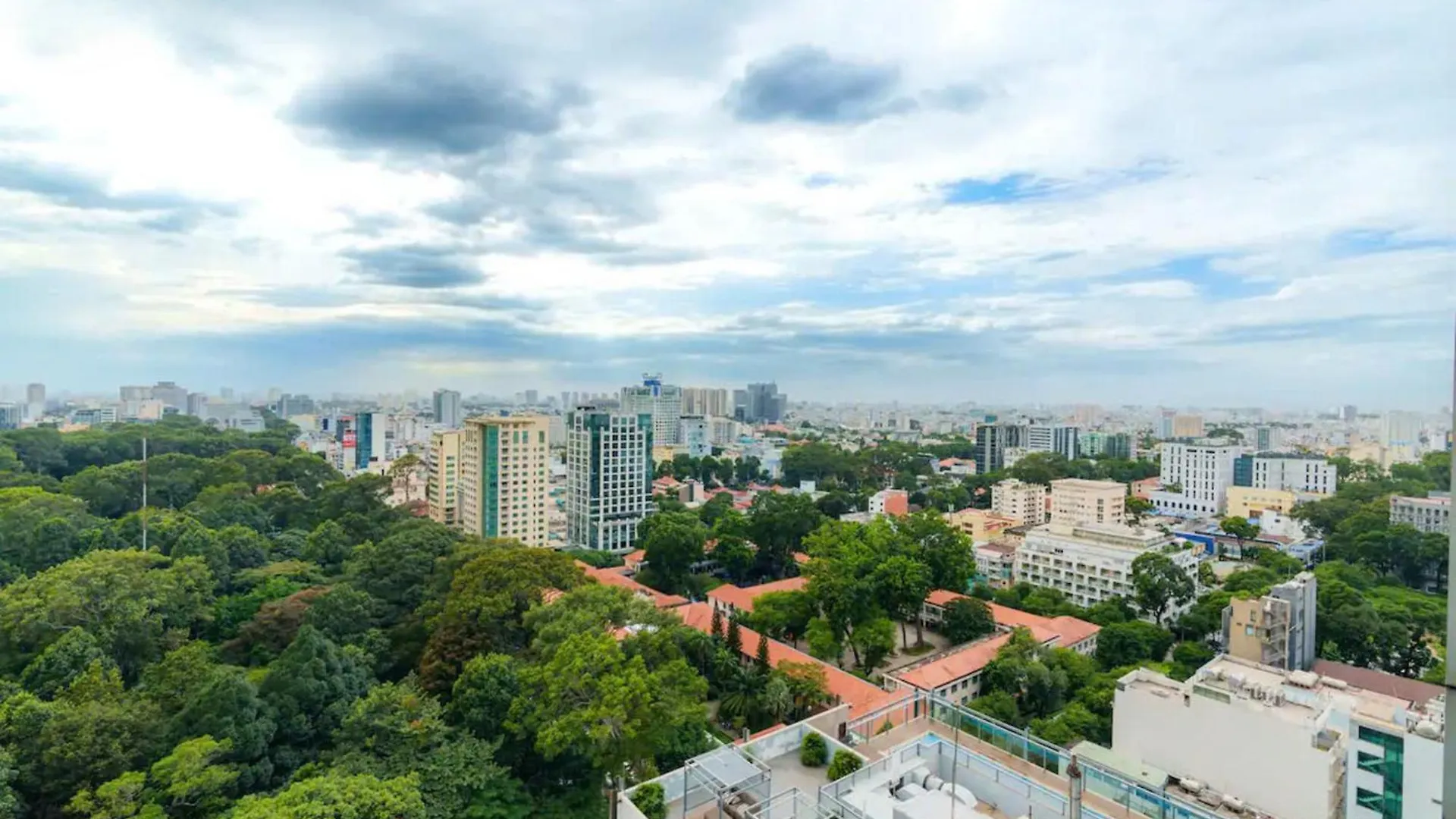 Salute De Sailing Tower - Palace Garden District 1 Ho Chi Minh City 0*,  Vietnam